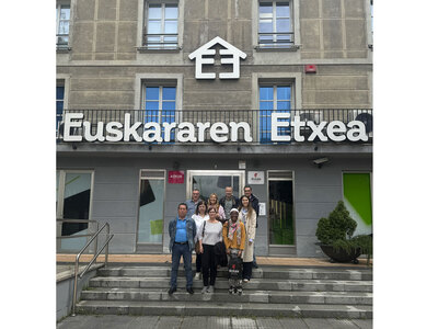Visita a la Euskararen Etxea de San Inazio